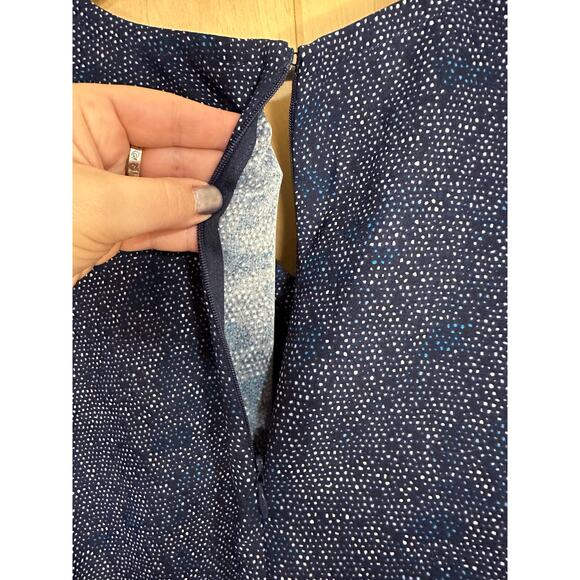 Gap | Blue Print V Neck Swing Tunic Dress | Size Medium - Picture 6 of 9